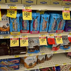 Albertsons - Feastables