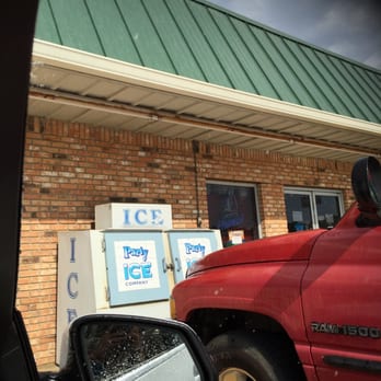 Bud's Liquor - a red truck parked in front of a building - Beer, Wine & Spirits Near Me - Minden, Louisiana Bud's Liquor - a red truck parked in front of a building - Beer, Wine & Spirits Near Me - Minden, Louisiana