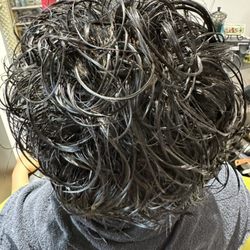 Daniel Lynn Salon