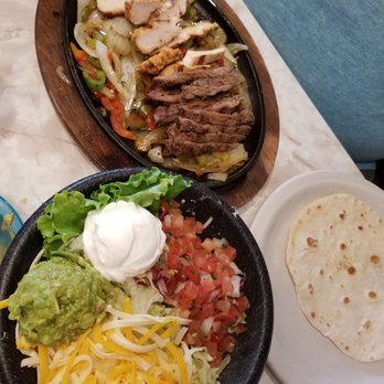 Chuy's - Chicken and beef fajitas - Tex-Mex Near Me - Lutz, Florida