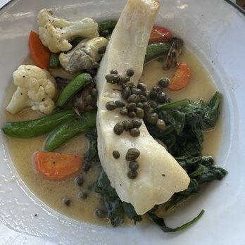 Gatsby's Landing - Sea Bass special - New American Near Me - Roslyn, New York