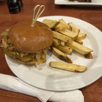 The Club Car - New American Near Me - Auburn, California