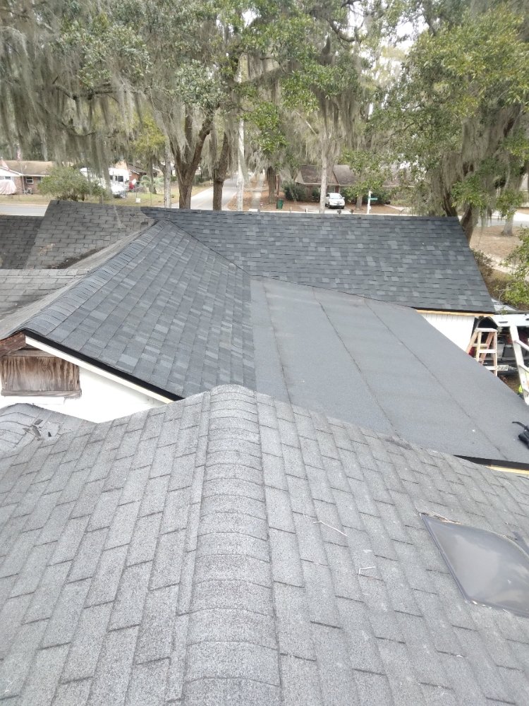Slide of E&E Roofing and Repairs