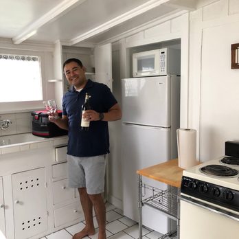The Normandy Inn - Kitchenette  Wine time! - Hotels Near Me - Carmel, California