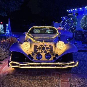 Willow Glen Holiday Lights - Festivals Near Me - San Jose, California Willow Glen Holiday Lights - Festivals Near Me - San Jose, California