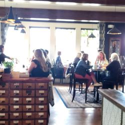Rupert's Restaurant - Great central McCall location!