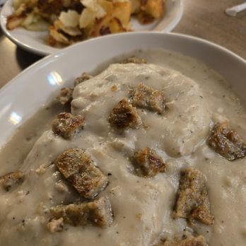 Old Hamlin Restaurant - Homemade gravy - Breakfast & Brunch Near Me - Ludington, Michigan