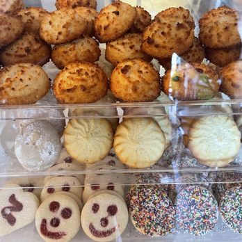 Champis Bakery - Bakeries Near Me - Avondale, Arizona