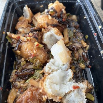 Sticky Rice - This is suppose to be crispy, shrimp& scallops, it's not crispy because they covered with a not very good tasting sauce - Chinese Near Me - Fairfield, California Sticky Rice - This is suppose to be crispy, shrimp& scallops, it's not crispy because they covered with a not very good tasting sauce - Chinese Near Me - Fairfield, California