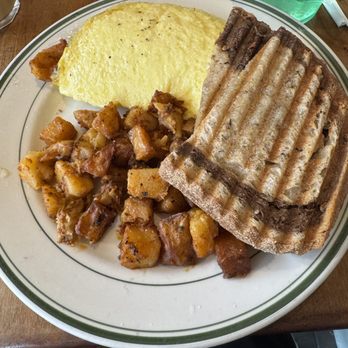 sam a.m - creamy spinach omelet - Cafes Near Me - Jersey City, New Jersey