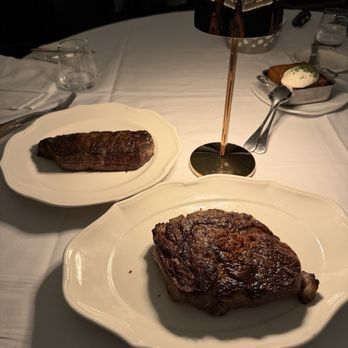 Delmonico's - Steakhouses Near Me - New York, New York