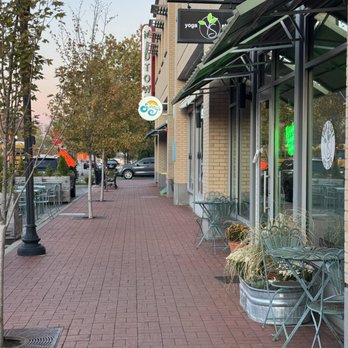 Sunny's - Exterior - Juice Bars & Smoothies Near Me - Bentonville, Arkansas Sunny's - Exterior - Juice Bars & Smoothies Near Me - Bentonville, Arkansas