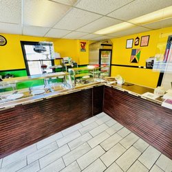 M & C Jamaican Cuisine - Inside
