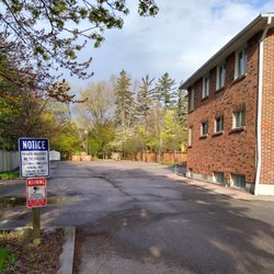 Wilderman Medical Clinic - Parking entrance