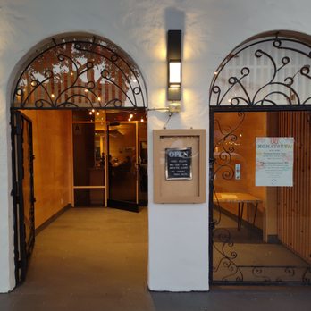 Komatsuya - Front entrance - Japanese Near Me - San Diego, California