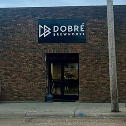 Dobre Brewhouse - The entrance