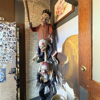 Bina’s - Dive Bars Near Me - Minneapolis, Minnesota