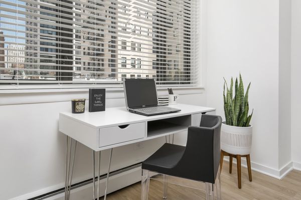 20 E Scott - PPM Apartments by null