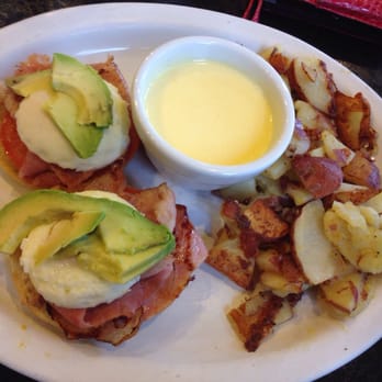 Joe Momma's - California Bennie with ham (I asked for the hollandaise sauce on the side) - Breakfast & Brunch Near Me - Meridian, Idaho Joe Momma's - California Bennie with ham (I asked for the hollandaise sauce on the side) - Breakfast & Brunch Near Me - Meridian, Idaho