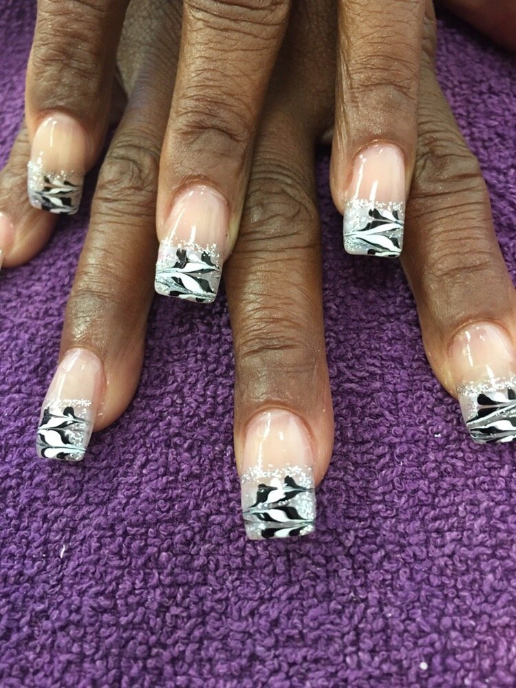 Beauty Touch Hair & Nail Salon Logo