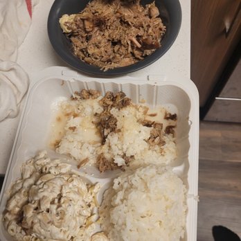 Hawaiian Time - Kalua Pig plate - Hawaiian Near Me - Eugene, Oregon