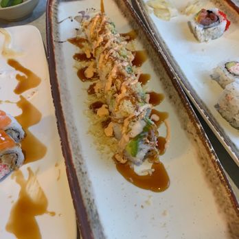 Sushi Momoyama - Free roll shrimp crunch roll - Sushi Bars Near Me - Concord, California Sushi Momoyama - Free roll shrimp crunch roll - Sushi Bars Near Me - Concord, California