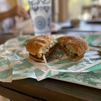 Burger King - Impossible Whopper - Burgers Near Me - Kissimmee, Florida Burger King - Impossible Whopper - Burgers Near Me - Kissimmee, Florida