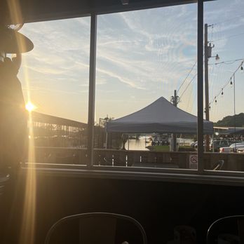 Union Landing Restaurant - Outdoor view - Chicken Wings Near Me - Louisville, Tennessee Union Landing Restaurant - Outdoor view - Chicken Wings Near Me - Louisville, Tennessee