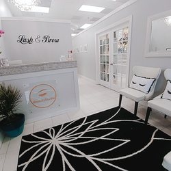 iBeautyStudio - Front hall