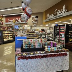 Vons - Oven fresh and fresh deli