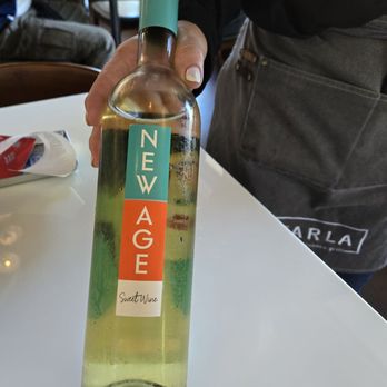 Tarla Mediterranean Bar + Grill - Sweet wine - Mediterranean Near Me - Napa, California