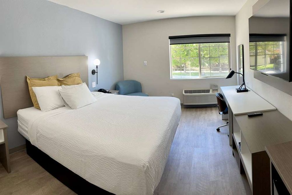 DAYS INN BY WYNDHAM ARLINGTON 32 Photos & 24 Reviews 1901 West