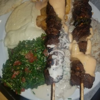 Garlic 'n Lemons - Middle Eastern Near Me - Boston, Massachusetts