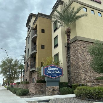 Hampton Inn & Suites Phoenix Tempe - Sidewalk view - Hotels Near Me - Tempe, Arizona