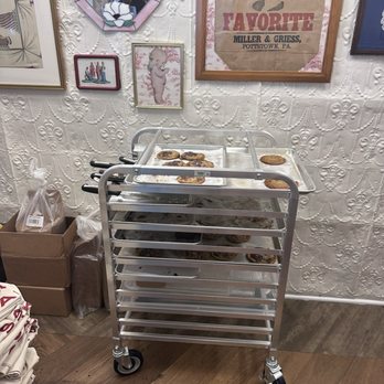 Saint Street Cakes - Chocolate Chip Cookies - Custom Cakes Near Me - Brooklyn, New York Saint Street Cakes - Chocolate Chip Cookies - Custom Cakes Near Me - Brooklyn, New York