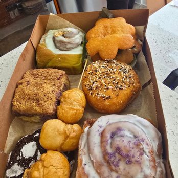 San & Wolves Bakeshop - Filipino Near Me - Long Beach, California San & Wolves Bakeshop - Filipino Near Me - Long Beach, California