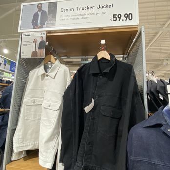 UNIQLO - Women's Clothing Near Me - Providence, Rhode Island
