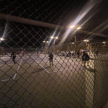 Memorial Park - Pickle BALL ! - Parks Near Me - Santa Monica, California Memorial Park - Pickle BALL ! - Parks Near Me - Santa Monica, California