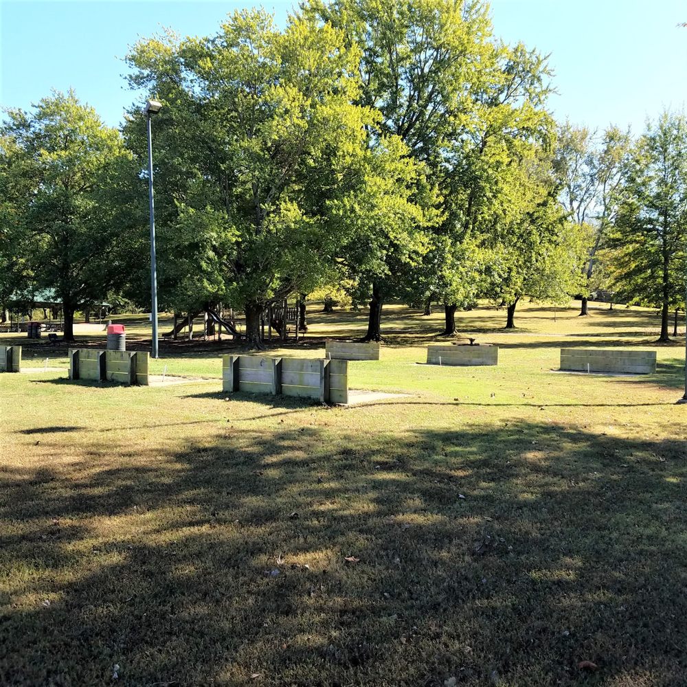 Municipal Park - horseshoes - Parks Near Me - Huntingburg, Indiana Municipal Park - horseshoes - Parks Near Me - Huntingburg, Indiana