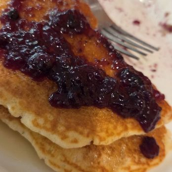 1MTN - Fluffy pancakes with their special blueberry compote - Comfort Food Near Me - Dover, Vermont 1MTN - Fluffy pancakes with their special blueberry compote - Comfort Food Near Me - Dover, Vermont
