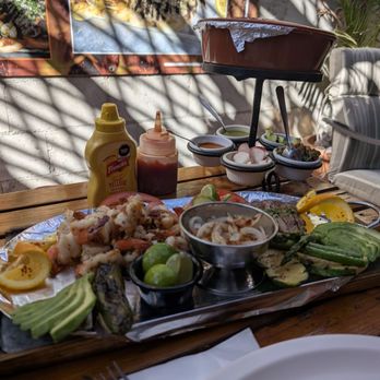 El Mesón - Platter shrimp and steak - Seafood Near Me - Puerto Peñasco, SON El Mesón - Platter shrimp and steak - Seafood Near Me - Puerto Peñasco, SON