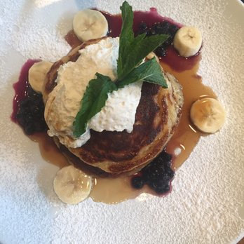 Le Gourmand - Lemon ricotta pancake - Coffee & Tea Near Me - Toronto, Ontario