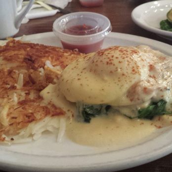 Hannah And Nate's - Eggs Benedict Florentine up close. - Cafes Near Me - Corrales, New Mexico Hannah And Nate's - Eggs Benedict Florentine up close. - Cafes Near Me - Corrales, New Mexico