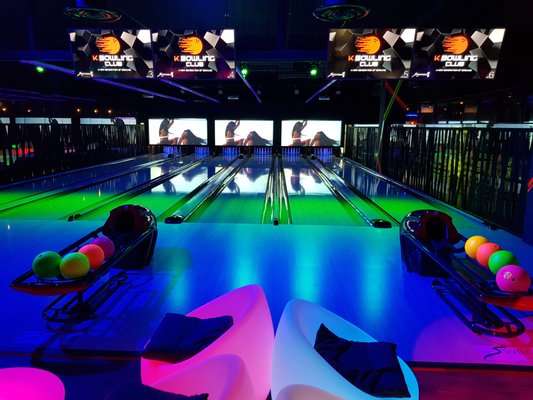 K Bowling Club by null