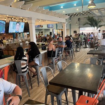 Capt'n Jack's Island Grill - American Near Me - Wildwood, New Jersey