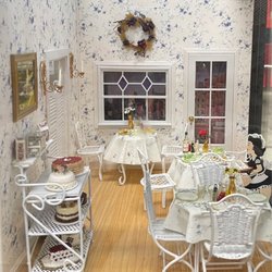 Denver Museum of Miniatures Dolls & Toys