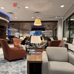 KLM Crown Lounge - Lounge area