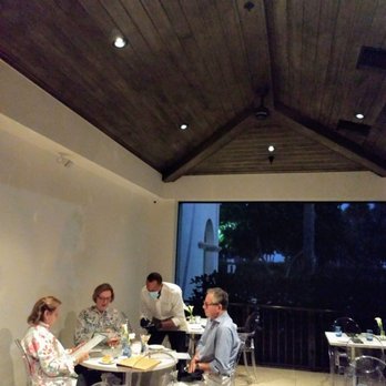 Acqua Cafe - Outdoor dining area. - Italian Near Me - Palm Beach, Florida