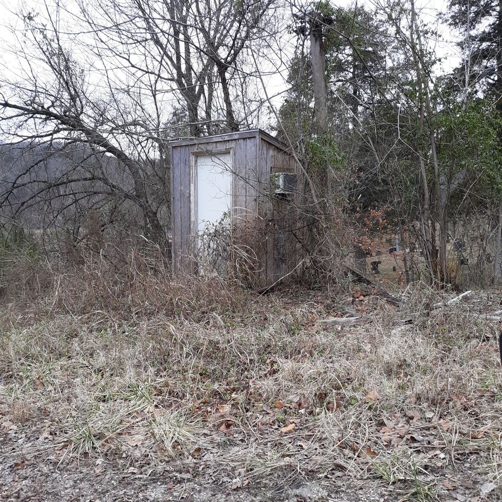 Cupp Cemetery - Funeral Services & Cemeteries Near Me - Walnut Shade, Missouri