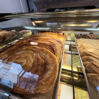 Hoffman's Fine Cakes & Pastries - Bakeries Near Me - Redmond, Washington Hoffman's Fine Cakes & Pastries - Bakeries Near Me - Redmond, Washington